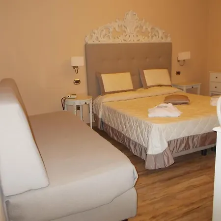 Manzoni Wellness&spa 호텔 4*