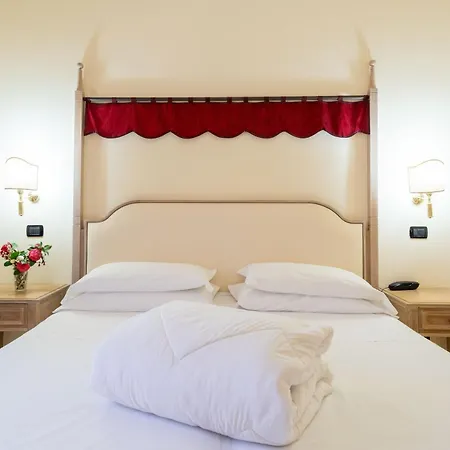 Manzoni Wellness&spa 4* 몬테카티니테르메